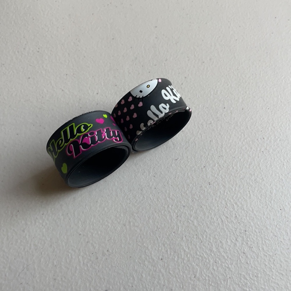 Hello Kitty Slap Bracelets. - Picture 2 of 6